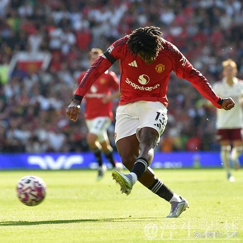 樱桃止步 伊普斯维奇客场奏凯 樱桃止步 伊普斯维奇客场奏凯