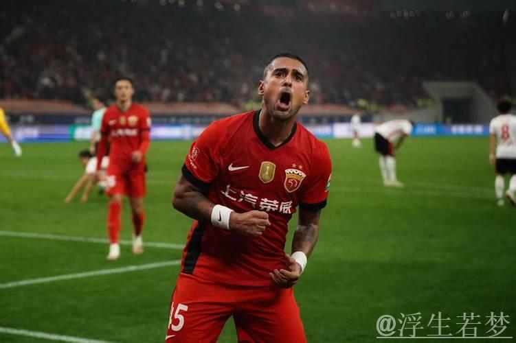 加布里埃尔巧传助攻 莱昂纳多精准破门