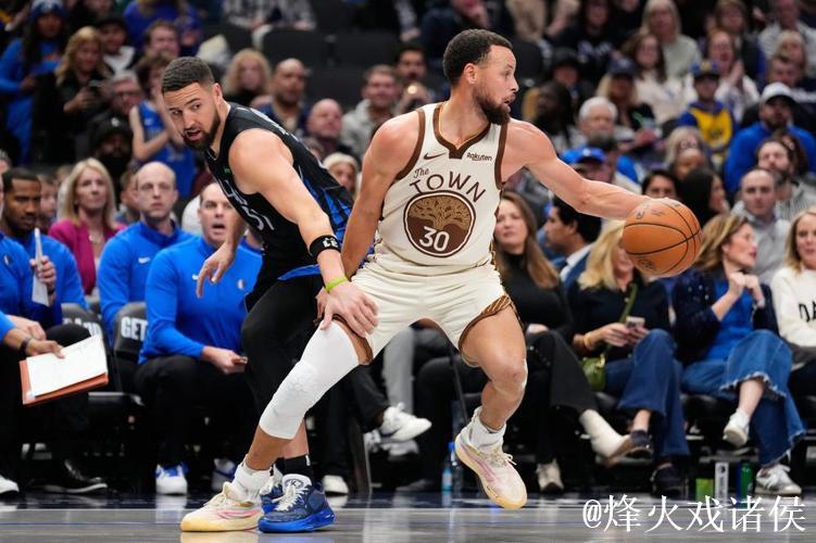 库里空砍38分弗拉格21+11 勇士客场不敌独行侠 库里空砍38分弗拉格21+11 勇士客场不敌独行侠